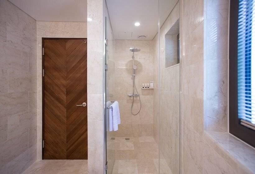اتاق سوپریور, Ecoland