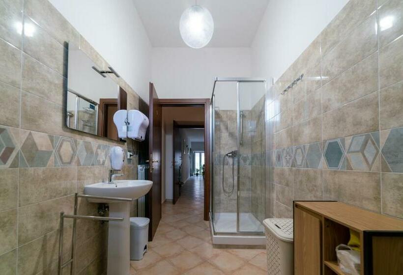 اتاق استاندارد, B&b Santa Giusta