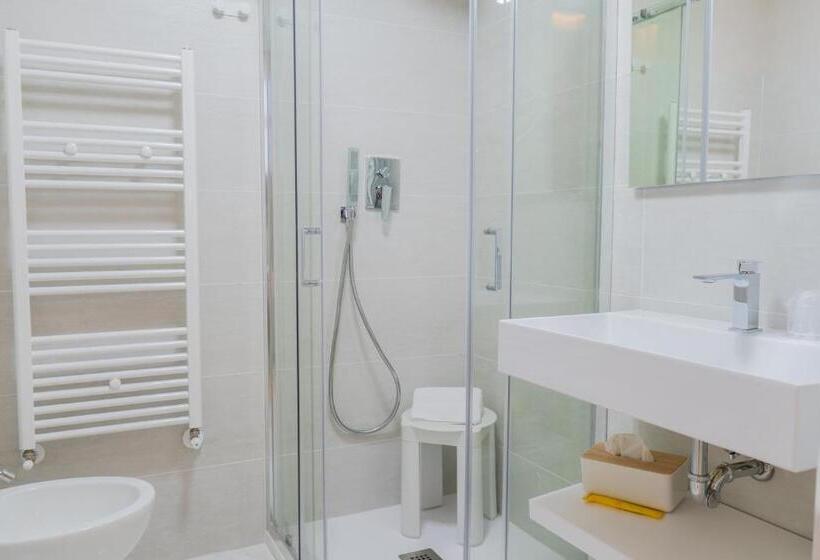 اتاق لوکس, Le Suite Di Via Veneto,35