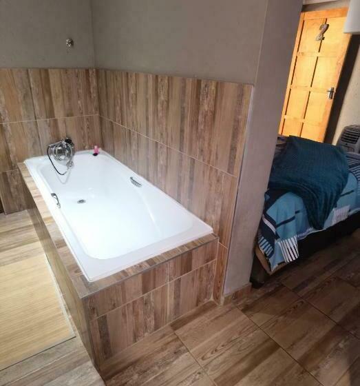 디럭스 룸, Fresh Ideas Guest House