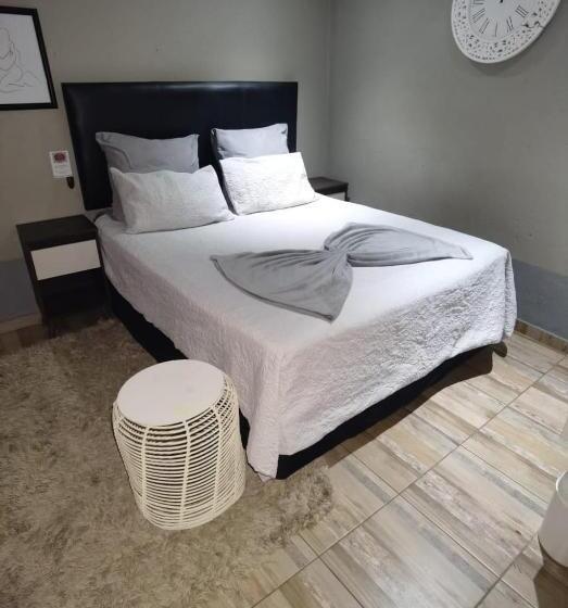 디럭스 룸, Fresh Ideas Guest House