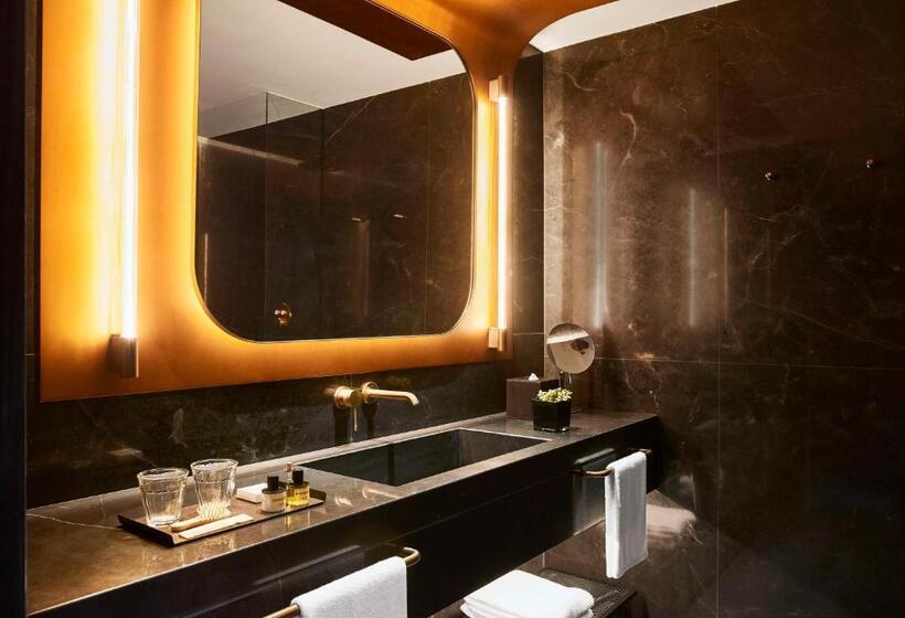 سوئیت خانواده 2 خوابه, Thompson Madrid, By Hyatt