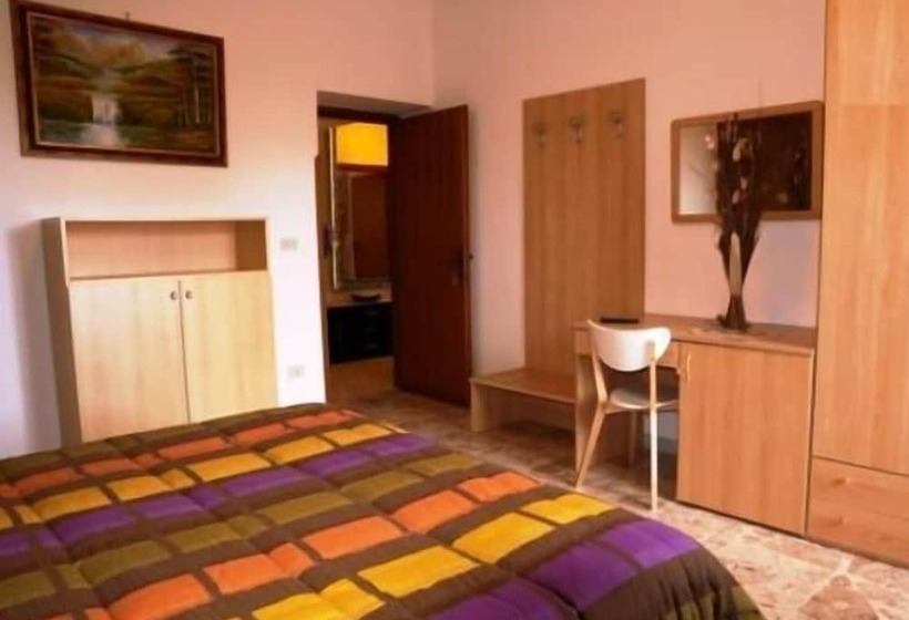 Номер Стандарт Трехместный, B&b Raggio Di Sole