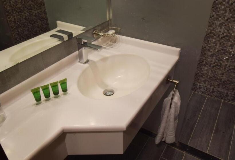 اتاق استاندارد چهار تخته, Emaar Elite
