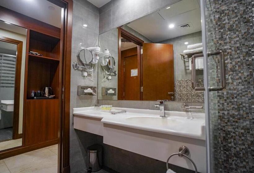 اتاق استاندارد سه نفره, Emaar Elite