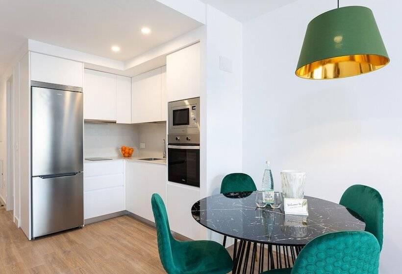 ２ベッドルームのスーペリアアパートメント, Caleyro Boutique Apartments   Parking Incluido