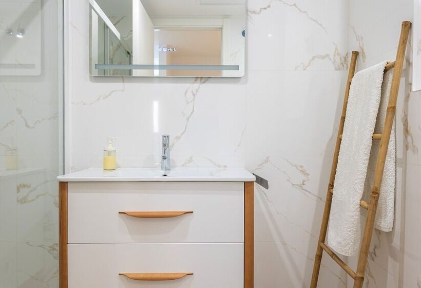 ２ベッドルームのスーペリアアパートメント, Caleyro Boutique Apartments   Parking Incluido