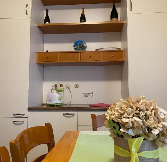 اتاق استاندارد چهار تخته, Casa Giovanna