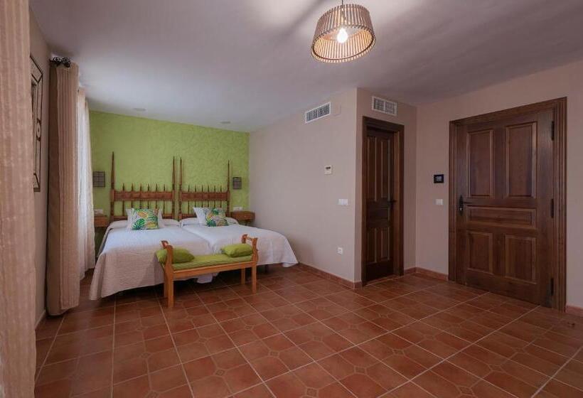 家庭间, Hostal El Griel No Disponemos De Recepción Física