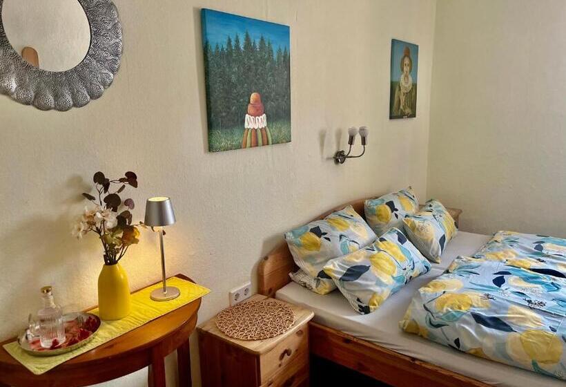 Номер Стандарт, Pension Petersohn