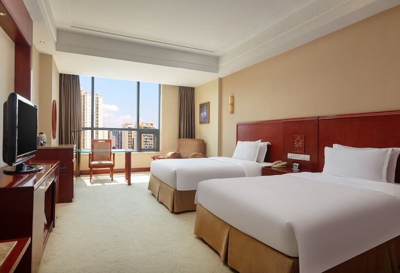 Номер Superior, Ramada Plaza By Wyndham Chongqing West