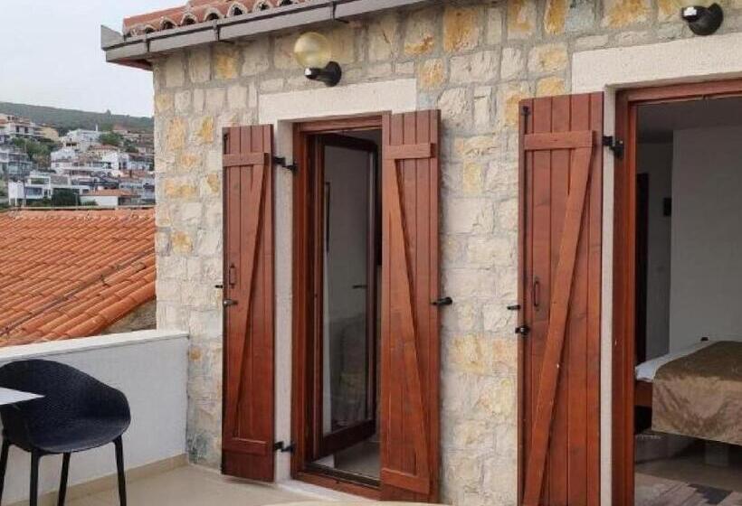 اتاق استاندارد با تخت بزرگ, Citadela Old Town   Gelateria