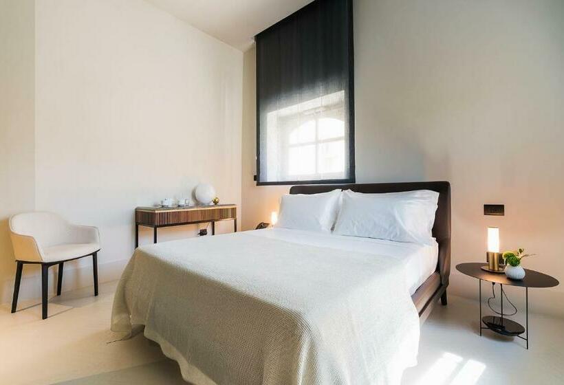 سوییت سوپریور, Byssus Suites