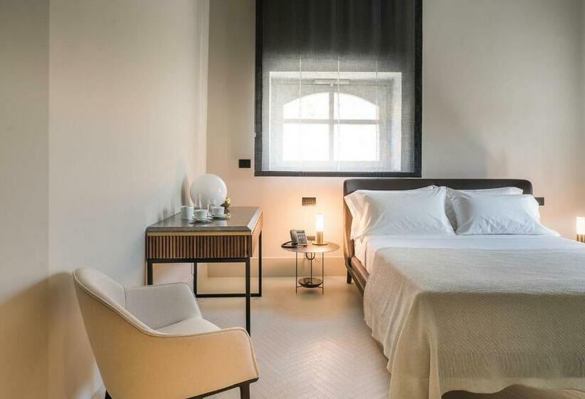 سوییت سوپریور, Byssus Suites