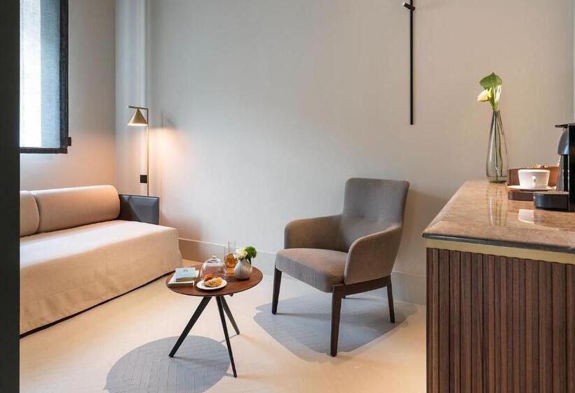 سوییت خانوادگی, Byssus Suites
