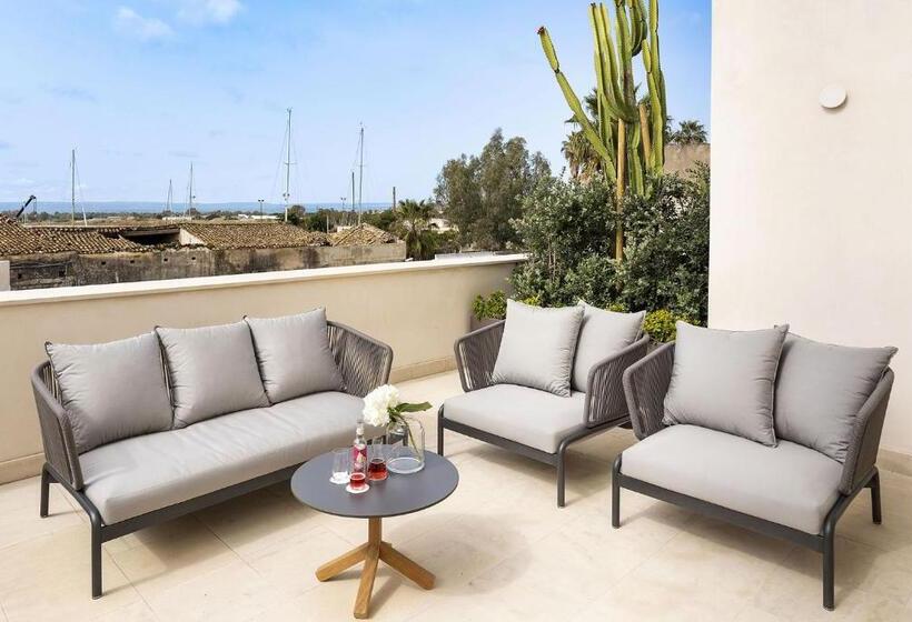 Suite with Terrace, Byssus Suites