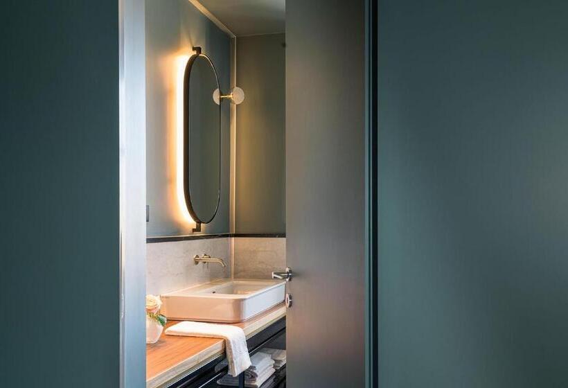 سوییت اجرایی, Byssus Suites