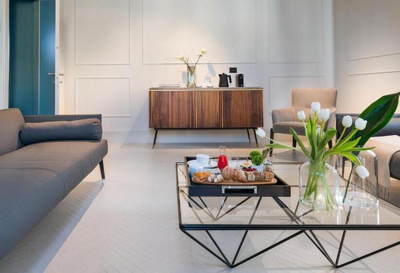 سوییت اجرایی, Byssus Suites