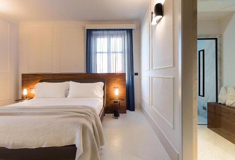 سوییت اجرایی, Byssus Suites