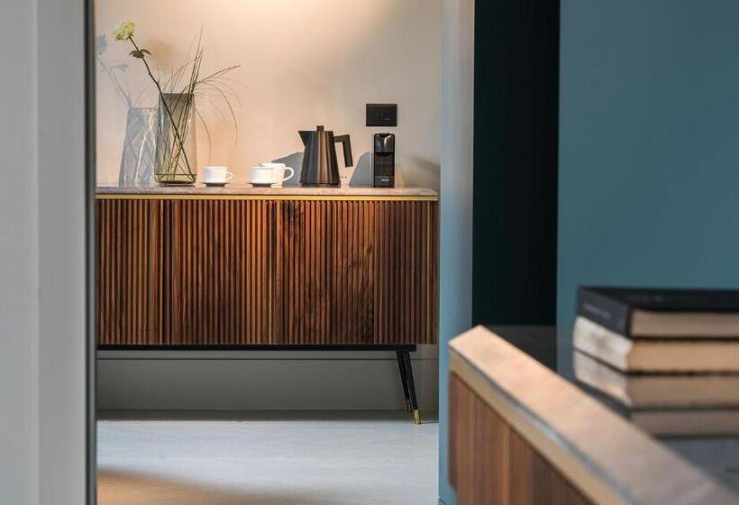 سوییت, Byssus Suites