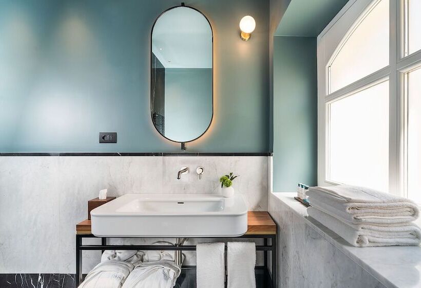 سوییت خانوادگی, Byssus Suites