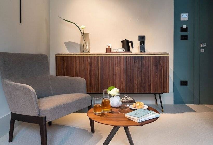 سوییت خانوادگی, Byssus Suites