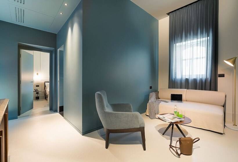 سوییت خانوادگی, Byssus Suites