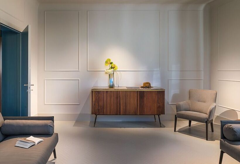 سوییت اجرایی, Byssus Suites