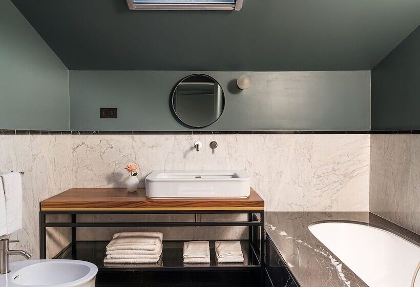 سوییت, Byssus Suites