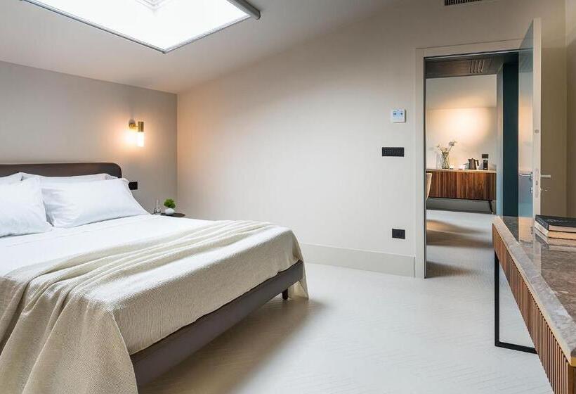 سوییت, Byssus Suites