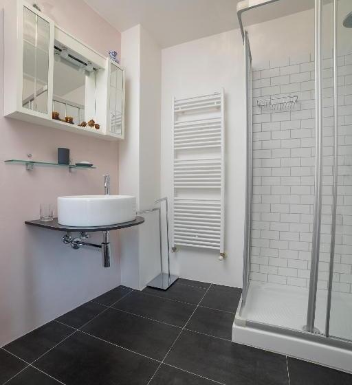 Люкс Вид на Сад, Le Case Di Angelina   Langhe Loft & Suites
