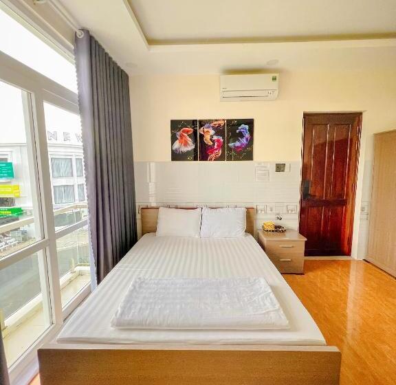 اتاق استاندارد با تخت بزرگ, Khách Sạn Cốc Cốc