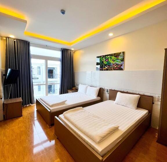 اتاق استاندارد سه نفره, Khách Sạn Cốc Cốc