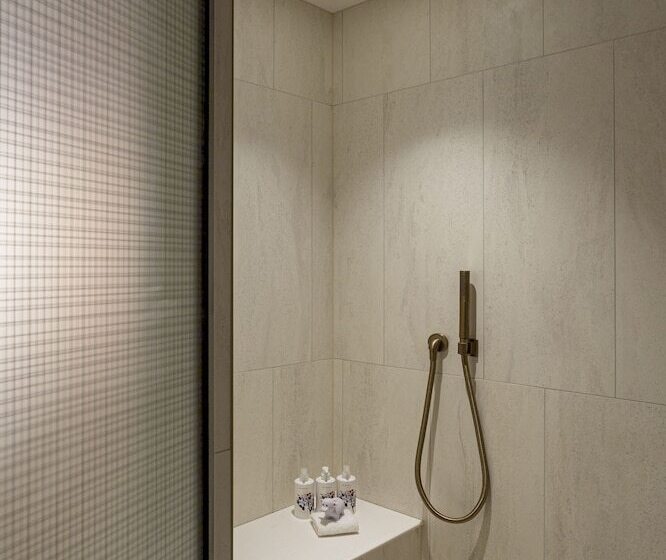 سوییت خانوادگی, Virgin Hotels Edinburgh