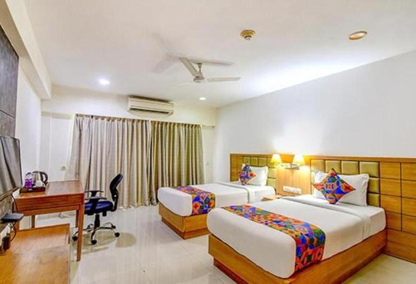 Номер Superior, Fabhotel Prime Indeedcare Hotel & Resorts   Nr Kolkata Airport