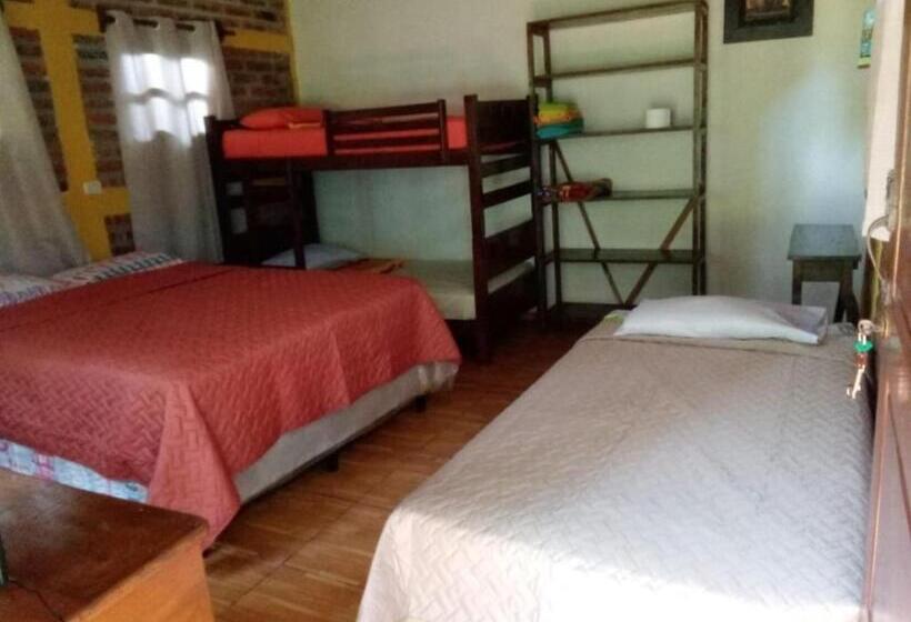 اتاق خانوادگی, Hostal Cabañas Ave Maria
