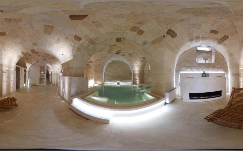 سوییت با استخر, Reluxe Private Wellness