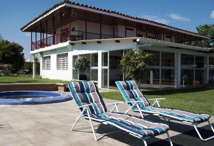 디럭스 룸, Finca Hotel Villa Clara