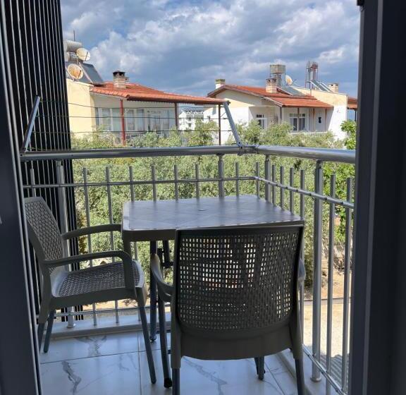 آپارتمان 1 خوابه با چشم‌انداز باغ, Oğuz Apart