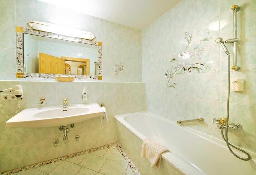 Номер Стандарт, Alpenbad Hotel Hohenhaus