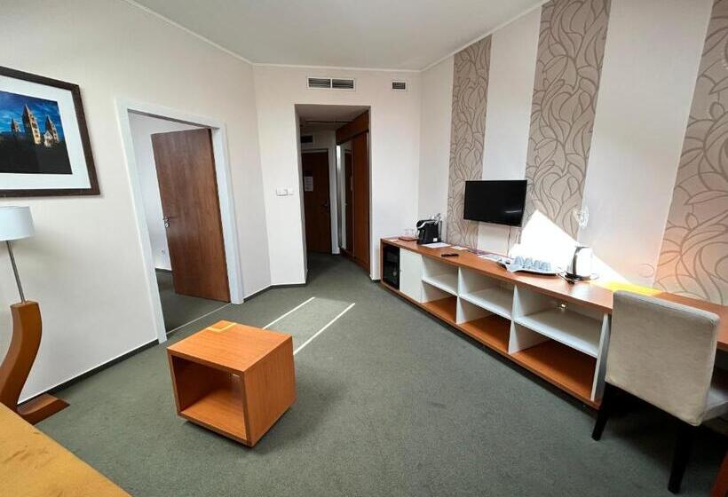Люкс, Boutique Hotel Sopianae
