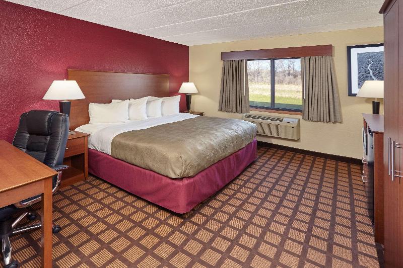 Люкс Deluxe Кровать Кинг, Americinn By Wyndham Burlington