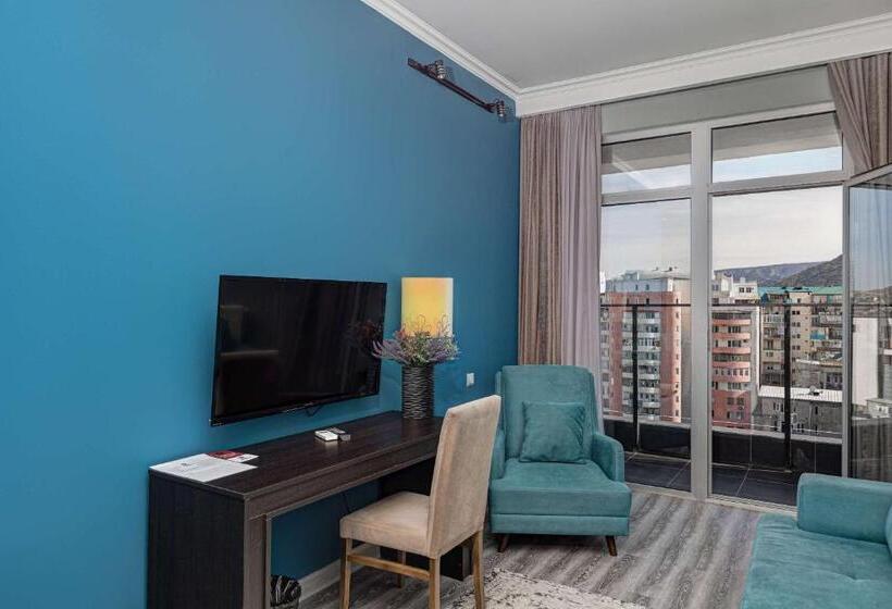 سوئیت با تخت بزرگ, Best Western Tbilisi Art