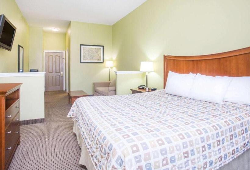 스탠다드 스튜디오 킹침대, Days Inn & Suites By Wyndham Swainsboro