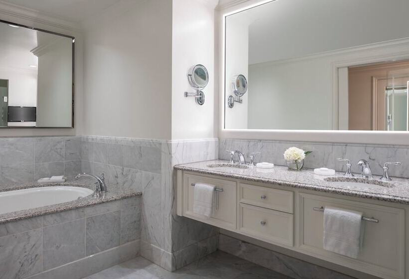 스위트, Four Seasons Hotel Westlake Village