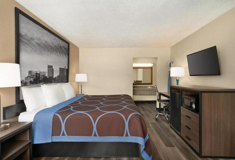 Стандартный Номер Кровать Кинг, Super 8 By Wyndham Gulfport Biloxi Airport