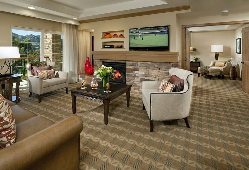 Вилла 2 Спальни, Hyatt Vacation Club At The Welk, San Diego