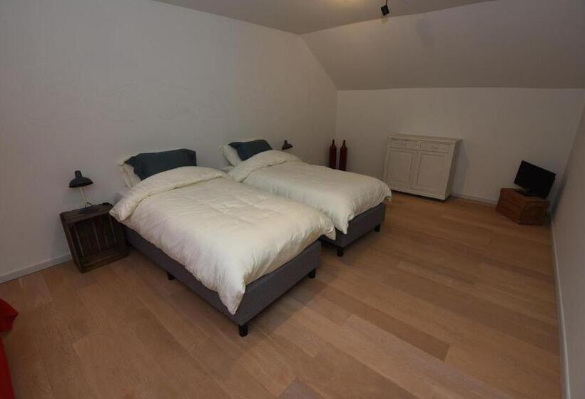 סוויטה משפחתית, B&b  T Burreken