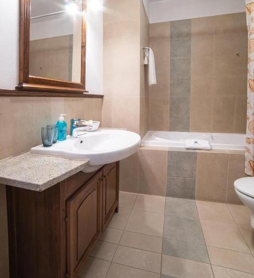 اتاق لوکس, Aparthotel Hornigold W Zielonej Kamienicy