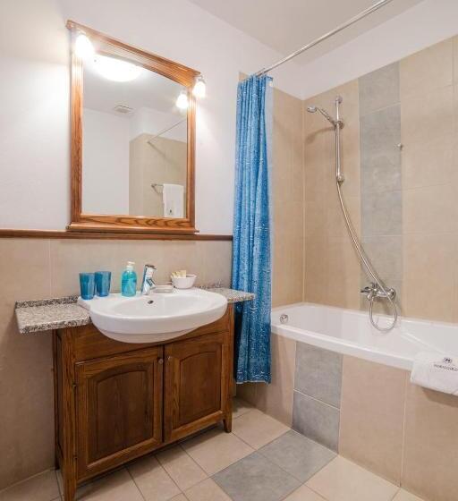 سوییت, Aparthotel Hornigold W Zielonej Kamienicy
